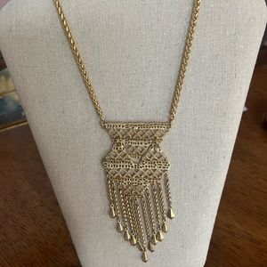 Stella & Dot Gold-Toned Necklace